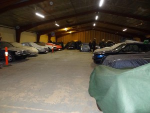19 Masser af parkerede veteranbiler