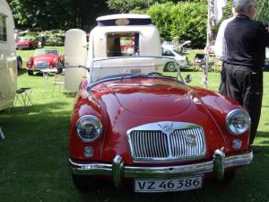 MGA med Graziella campingvogn